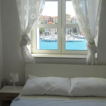 Apartman Apartment Riva *