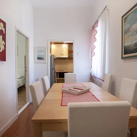 Apartment Riva Apartman